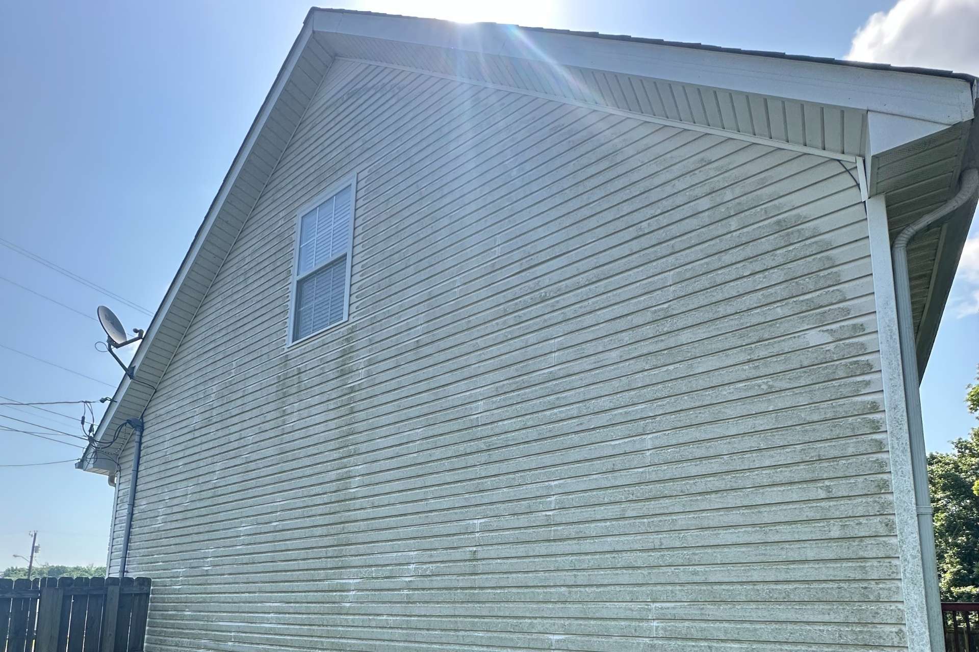 House walls cleaning